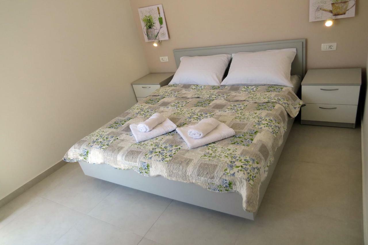 Apartments Medvidovic Baska Voda Ngoại thất bức ảnh