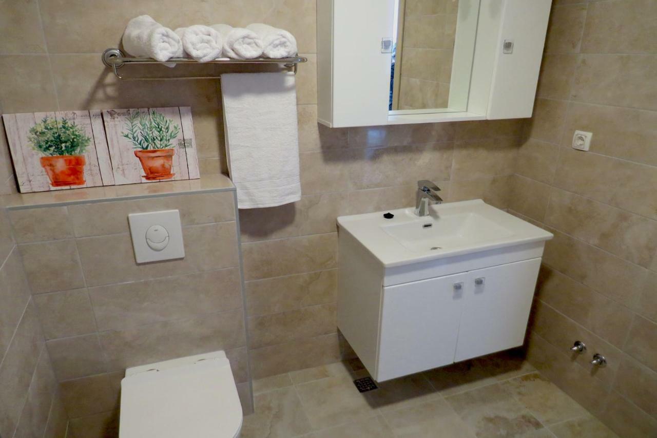 Apartments Medvidovic Baska Voda Ngoại thất bức ảnh
